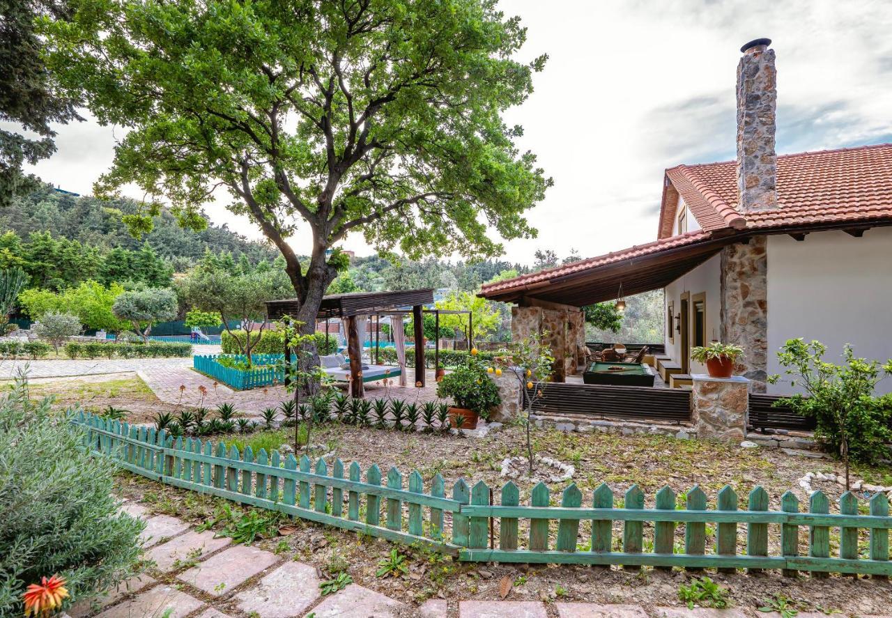 Villa Rafaela Koskinou  외부 사진